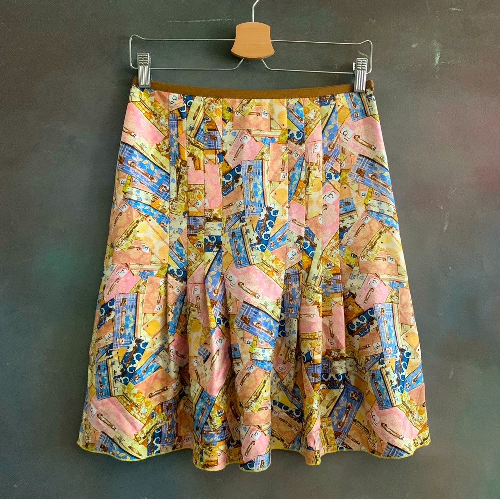 DVF Pleated Silk Skirt Knee Length Printed Jensa Vintage Size 4 Unlined